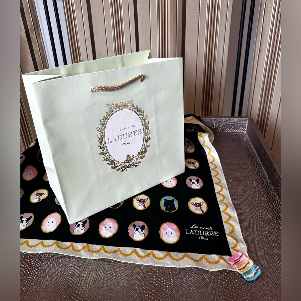 Laduree cotton scarf